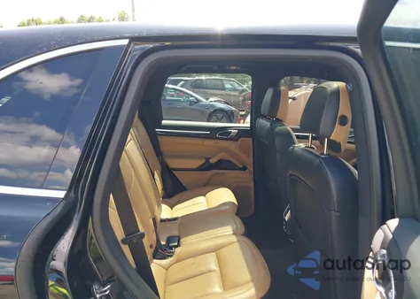 2016 Porsche Cayenne из США, поврежденный, VIN WP1AA2A2XGLA08109